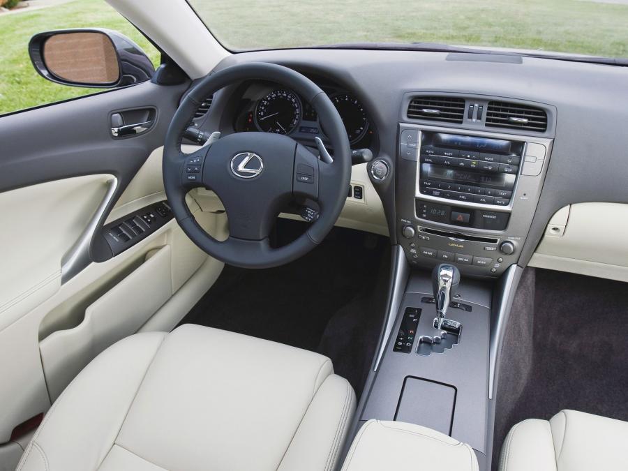  Lexus IS250 AWD 2008 года  (фото 26 из 30)